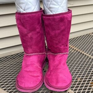 UNIONBAY Fuchsia Ankle Booties